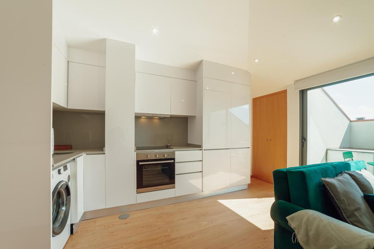 Modern & Stylish Apartments By Vacationy Порту Экстерьер фото
